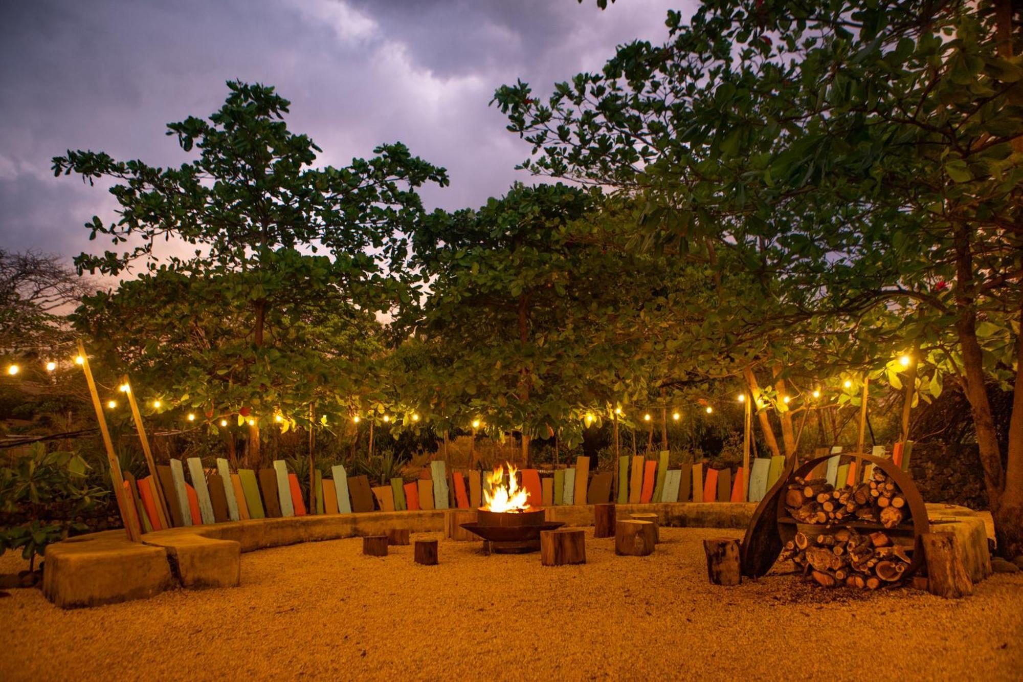 Latica Lodge Playa Negra Экстерьер фото